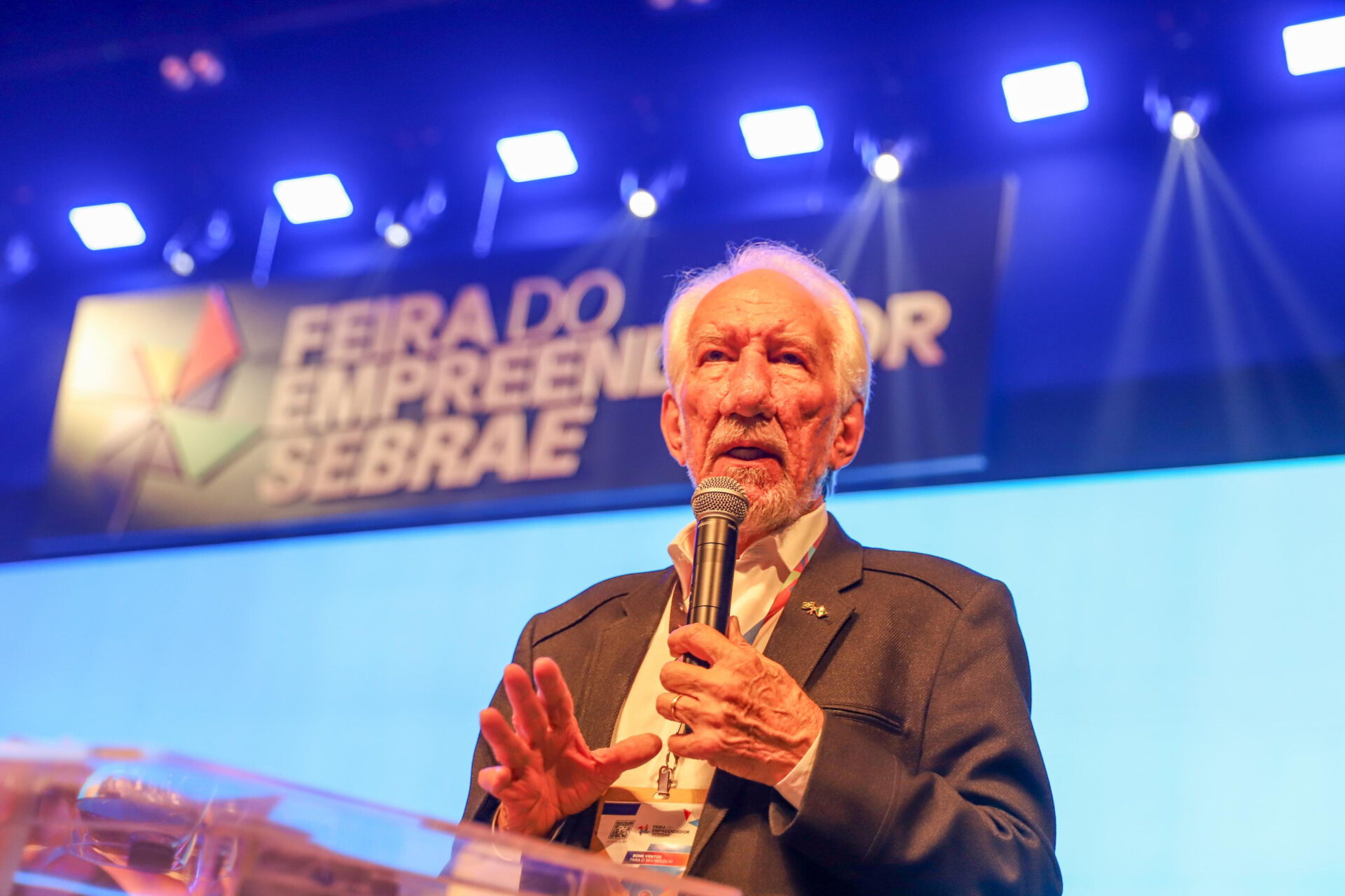 Fomento Paraná reduz taxas de juros para incentivar microcrédito e capital de giro