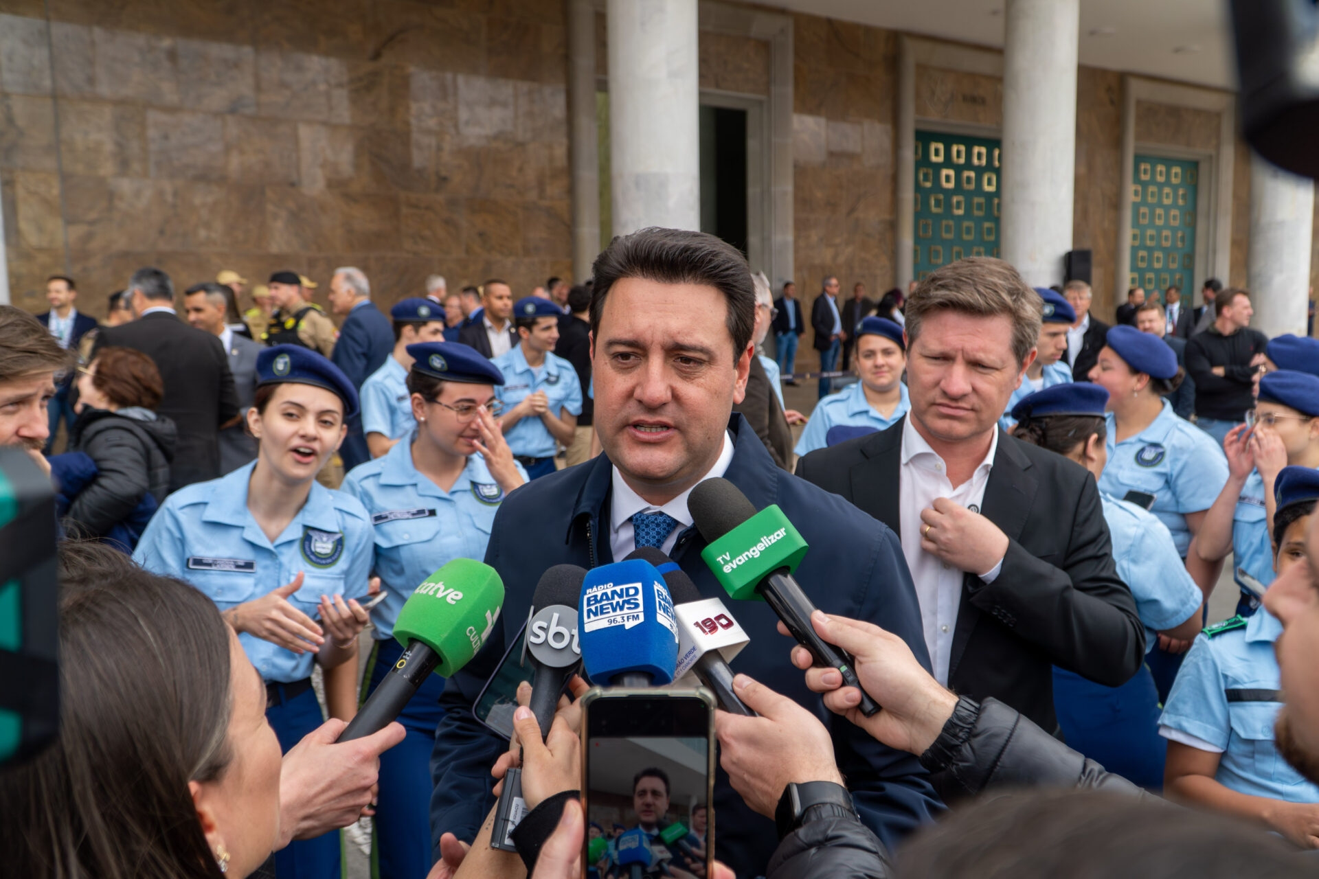 Cerimônia no Palácio Iguaçu celebra a independência e o início da Semana da Pátria