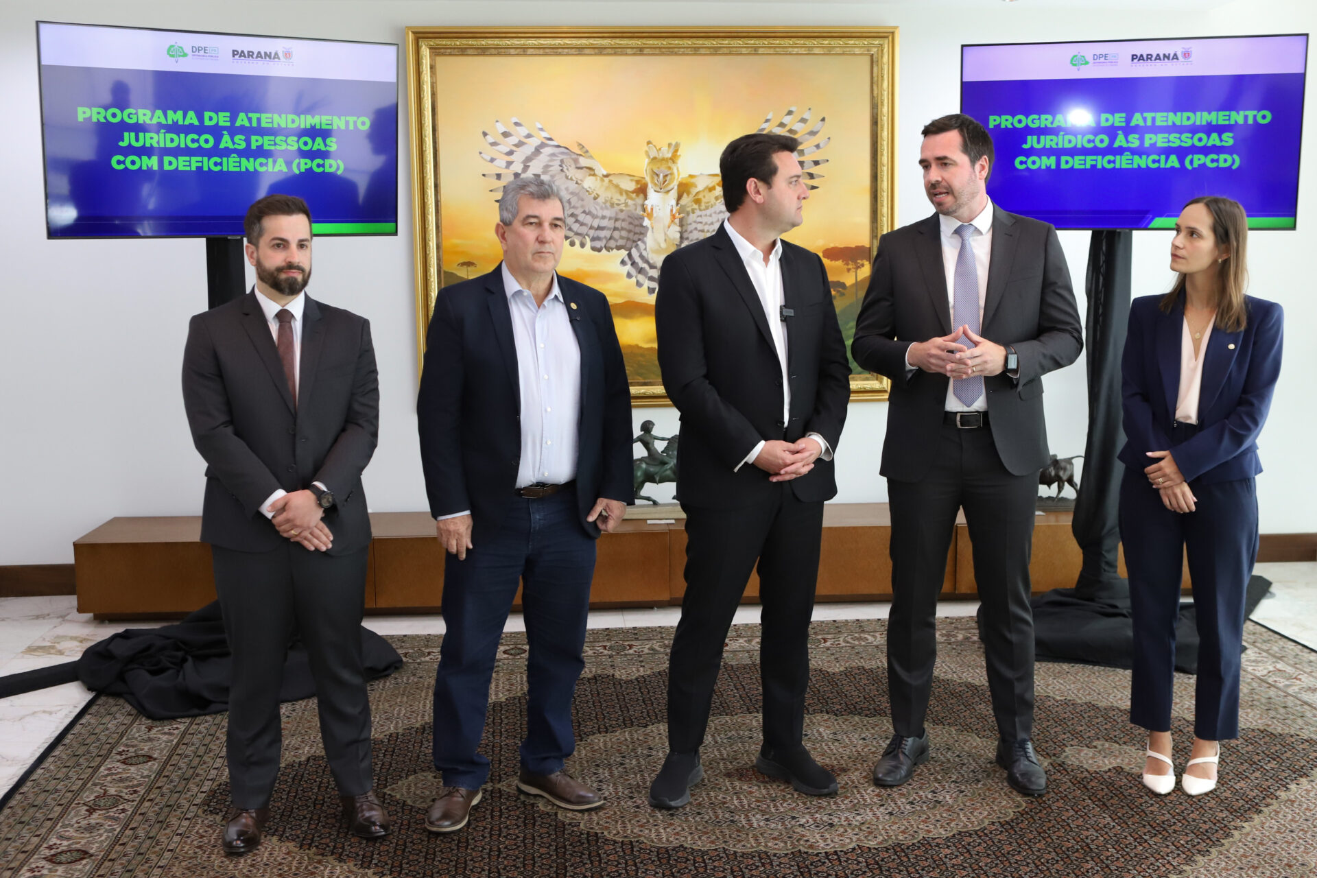 Governador sanciona lei que garante atendimento gratuito da Defensoria Pública a PCDs