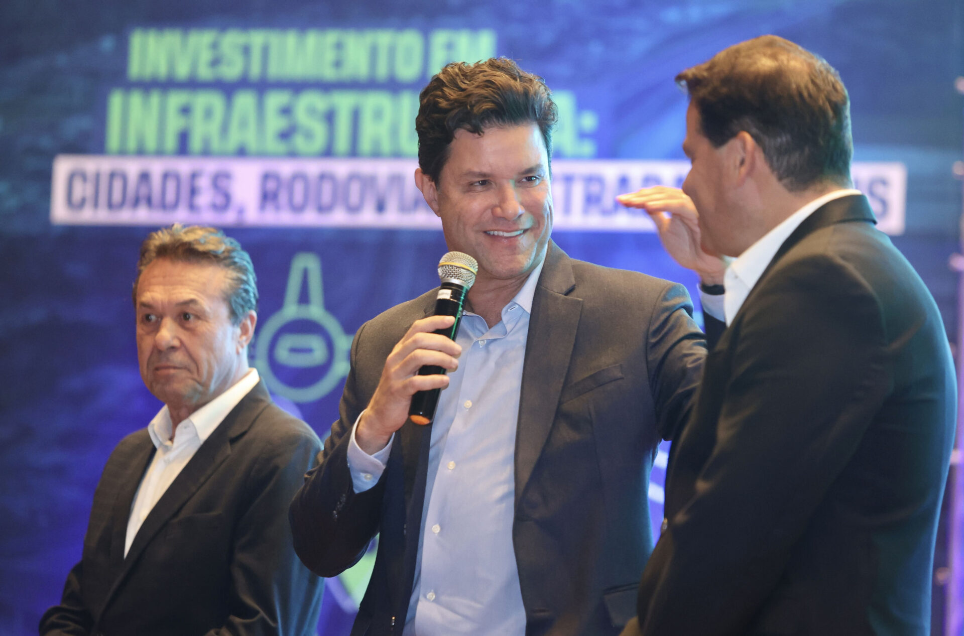 Governo começa a elaborar Plano de Logística e anuncia R$ 580 milhões para região de Ponta Grossa
