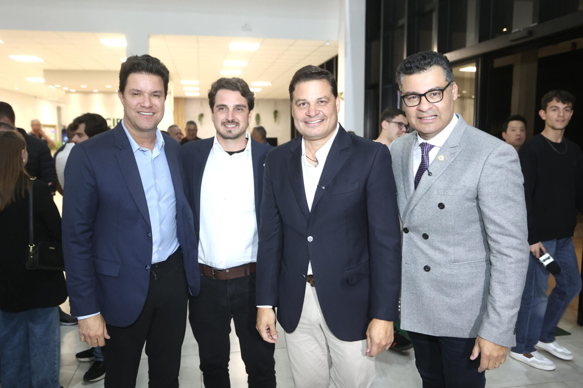 Governo começa a elaborar Plano de Logística e anuncia R$ 580 milhões para região de Ponta Grossa