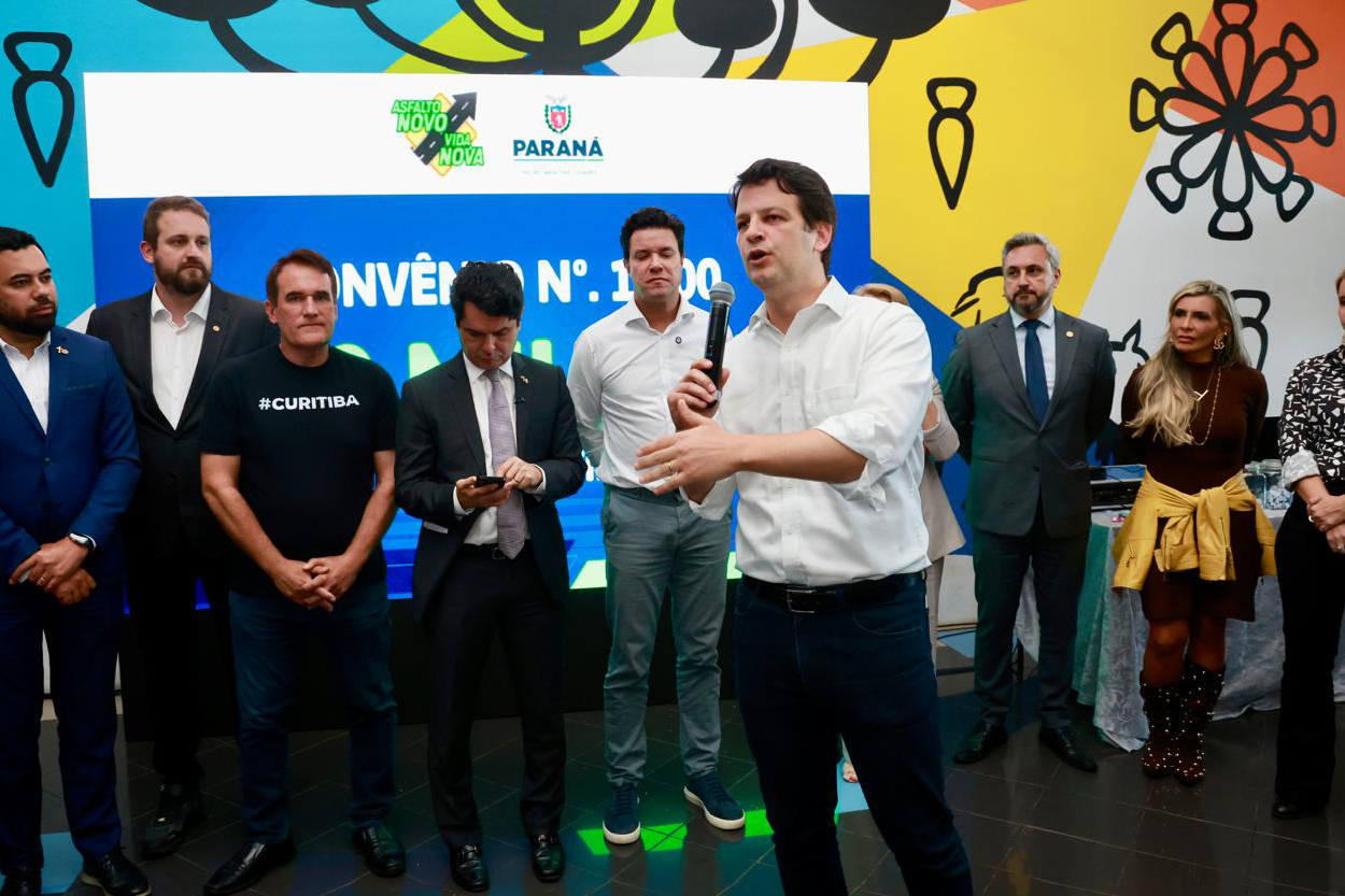 Governo celebra mil convênios firmados com municípios por meio da Secretaria das Cidades