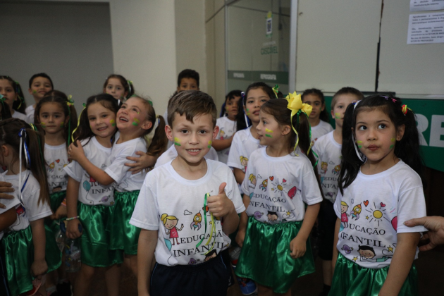 Semana da Pátria leva ato cívico ao Paço Municipal e aproxima comemoração da comunidade
