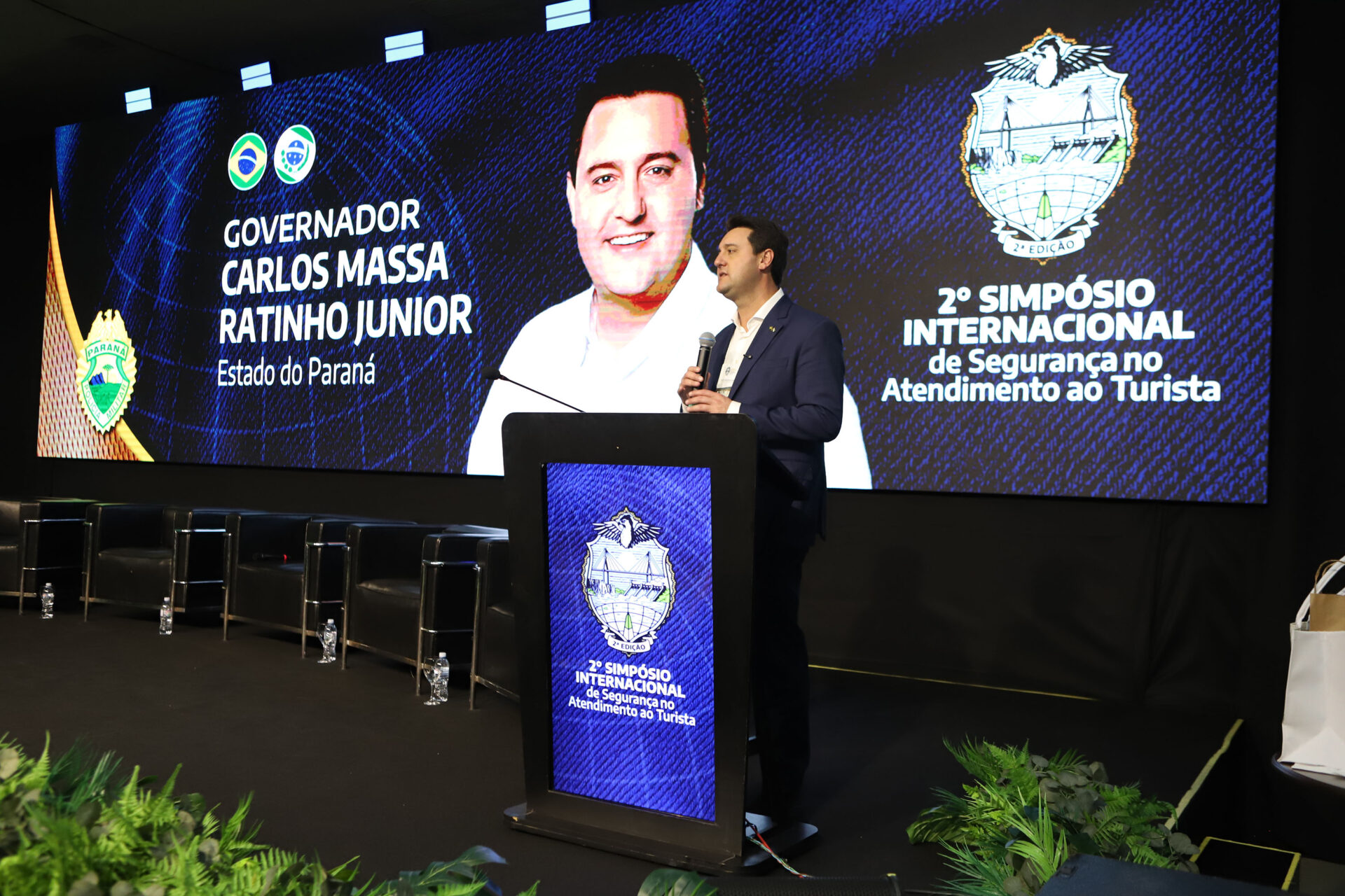 Encontro no Paraná reúne representantes de 17 países para tratar de segurança ao turista