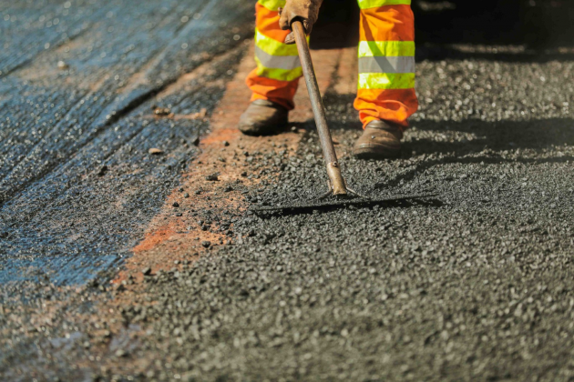 AVANÇO | Rua Rio da Paz recebe nova etapa de pavimentação e obras avançam no Bairro Universitário