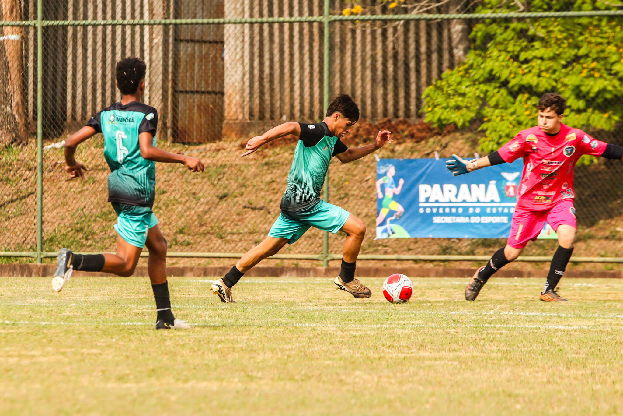 Fase final do Paraná Bom de Bola 2025 começa nesta sexta-feira em Apucarana