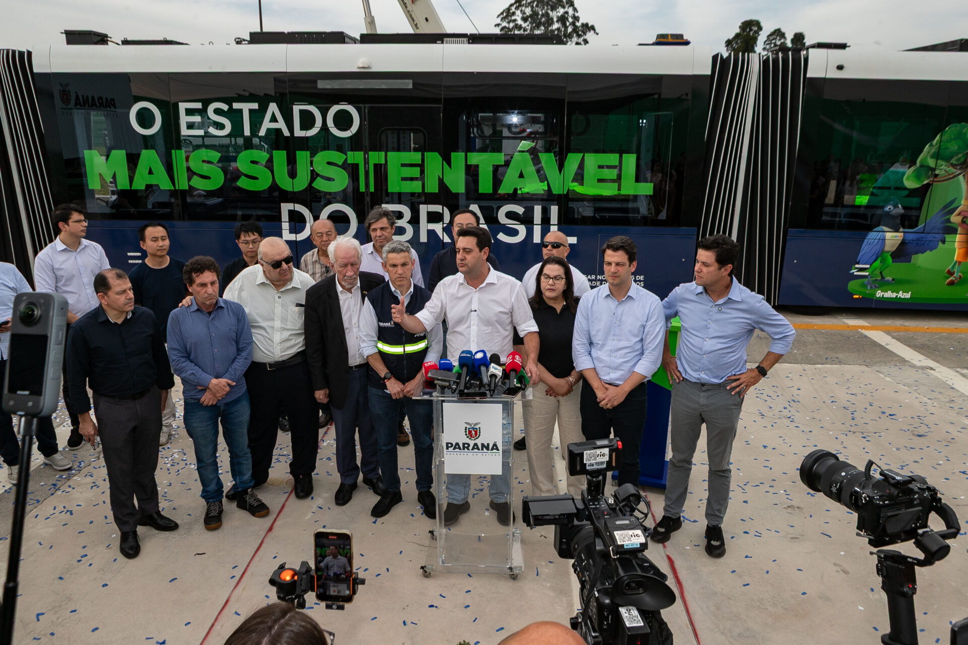 BUD traz inovação e será alternativa sustentável ao transporte coletivo, diz Ratinho Júnior