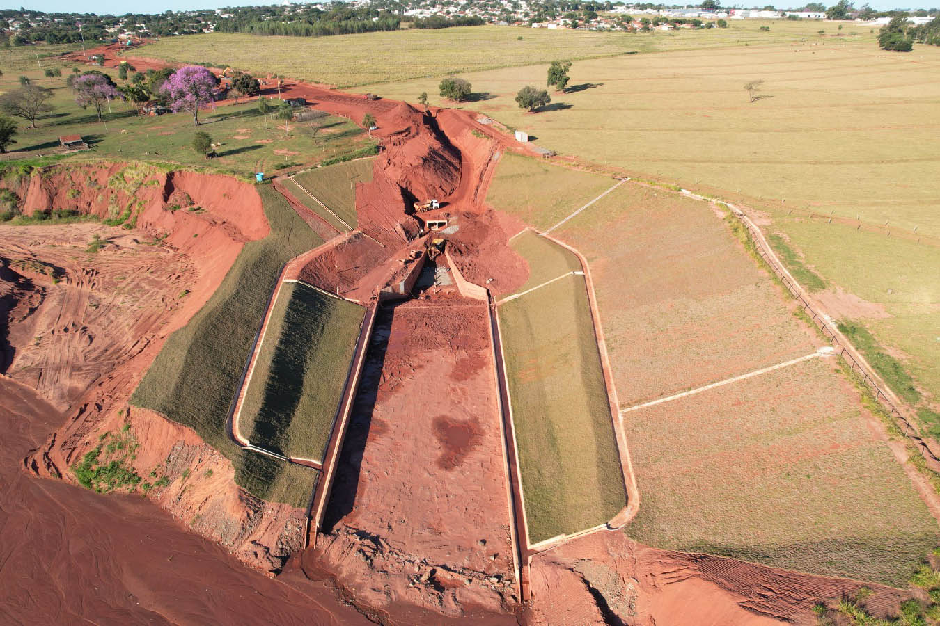 Obra de contenção da voçoroca de Loanda chega a 68% de execução