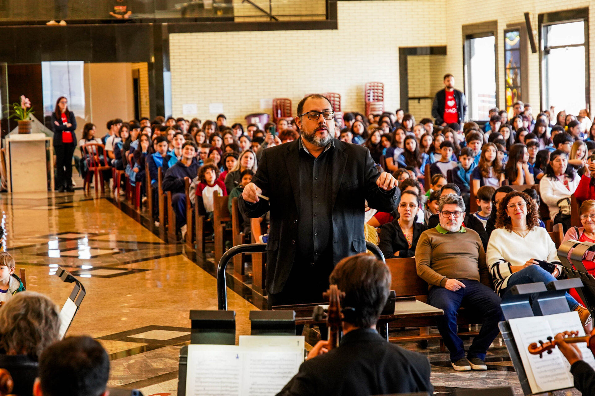 Orquestra Sinfônica do Paraná encanta o público na 1ª de duas apresentações em Colombo