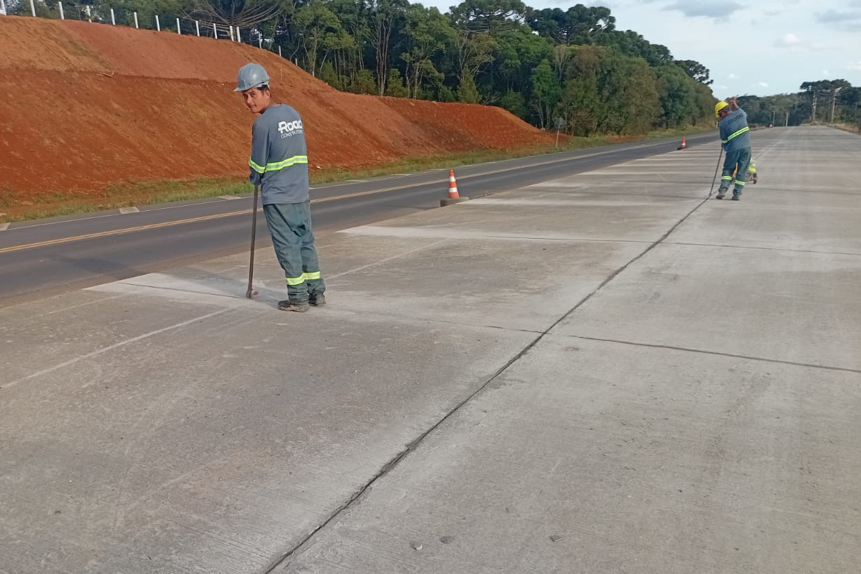 Duplicação e restauração em concreto da PRC-466 em Guarapuava chega a 54%