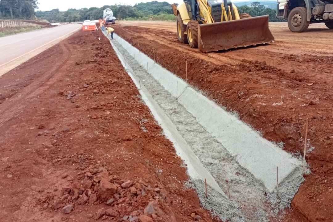 Duplicação e restauração em concreto da PRC-466 em Guarapuava chega a 54%