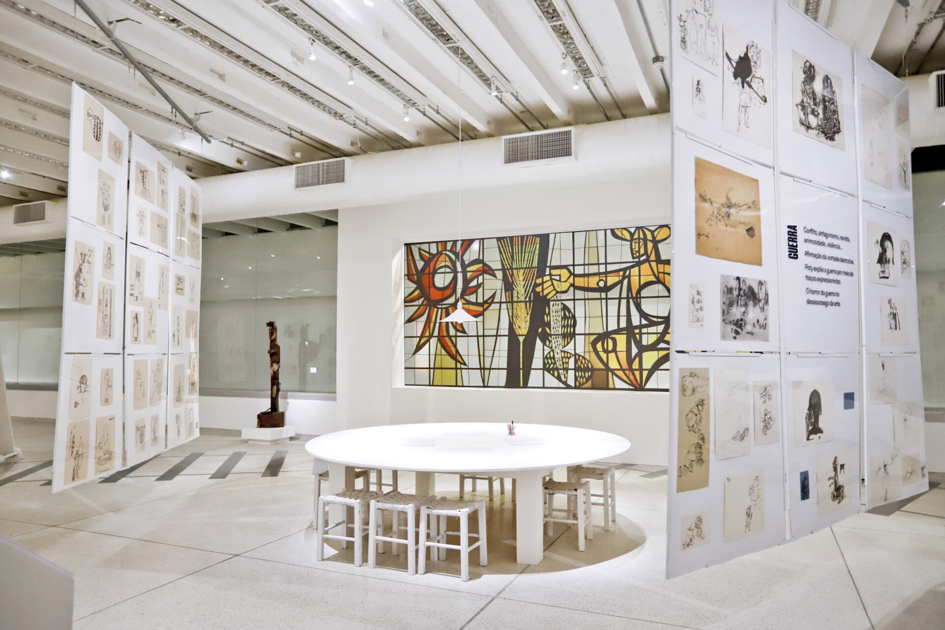 Obras de Poty: exposição do MON recebe prêmio de melhor do ano da ABCA