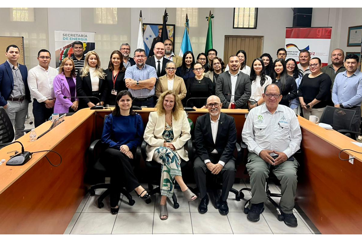 Sanepar auxilia Honduras para estabelecimento de processos eficientes em saneamento