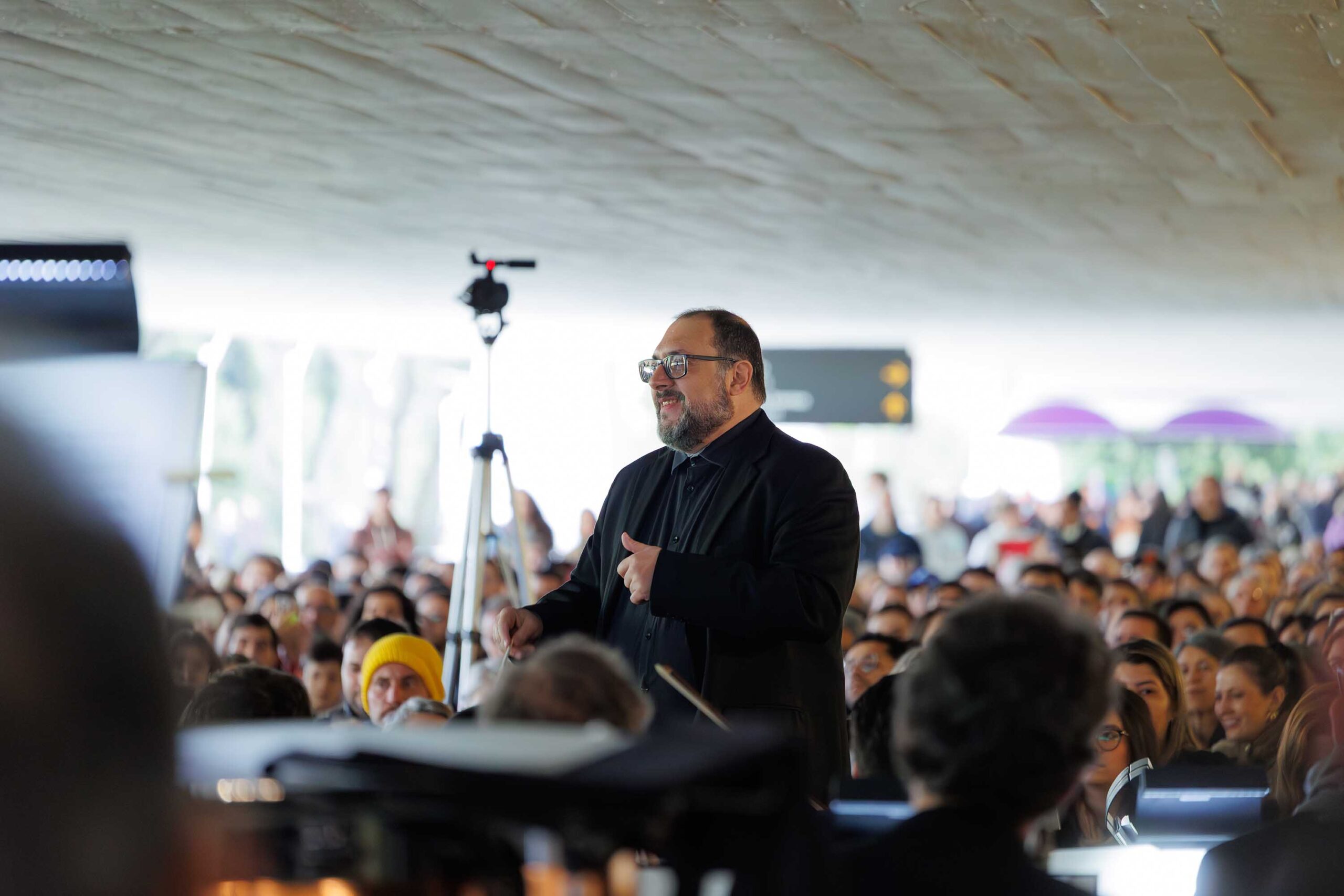 Orquestra Sinfônica do Paraná atrai mais de 1200 pessoas no concerto da série 