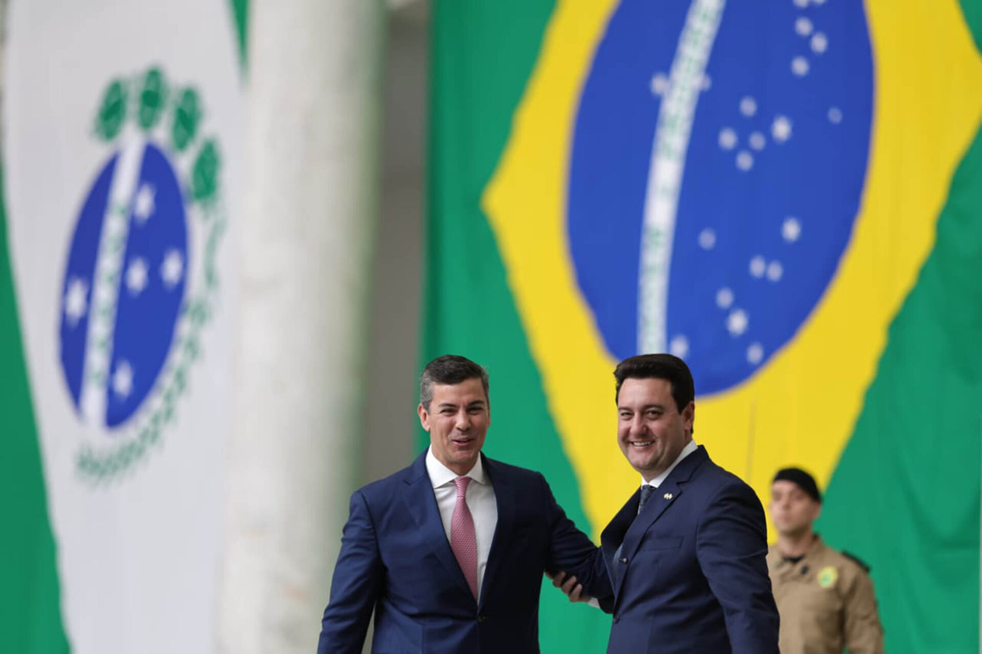 Ratinho Junior recebe Santiago Peña para debater novas oportunidades entre Paraná e Paraguai