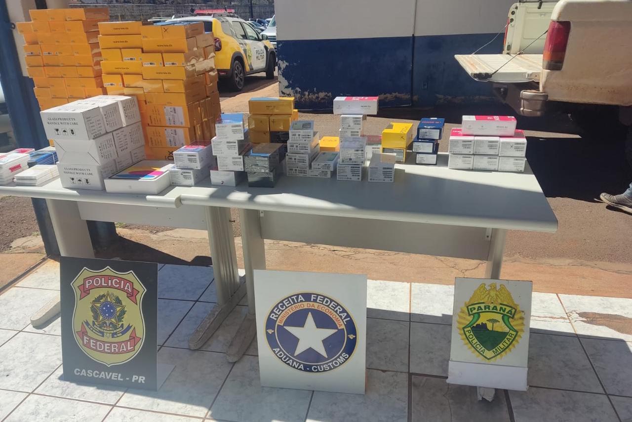 Com apoio de helicóptero, operações da PMPR apreendem drogas e eletrônicos no Oeste
