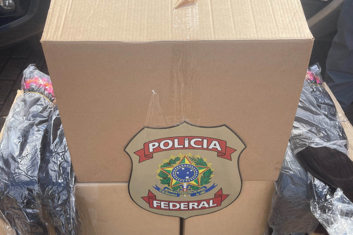 Custodiadas de Goioerê vão produzir cerca de 2 mil perucas com cabelo apreendido pela PRF