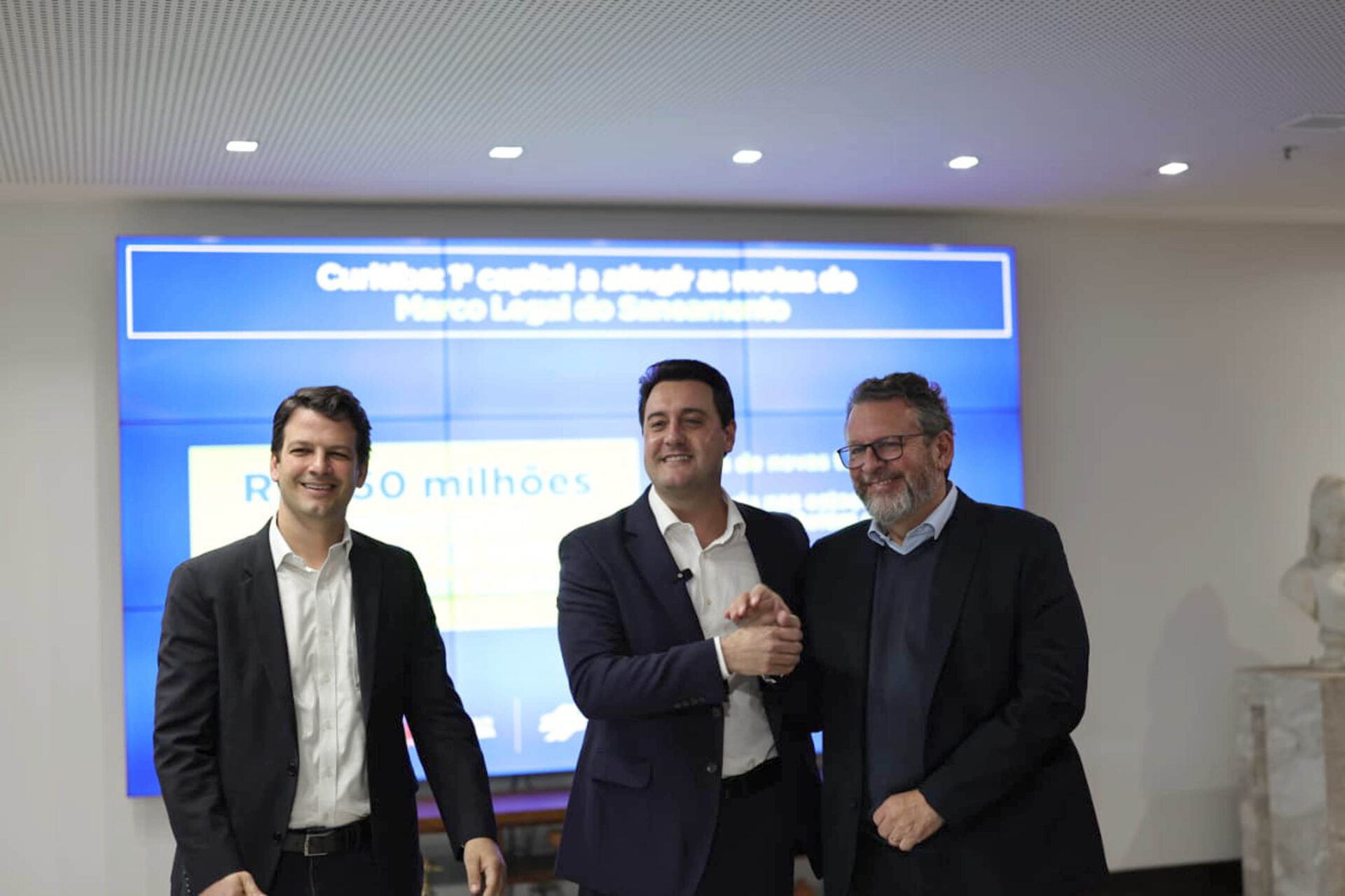 Governador anuncia R$ 456 milhões de investimentos da Sanepar para Curitiba