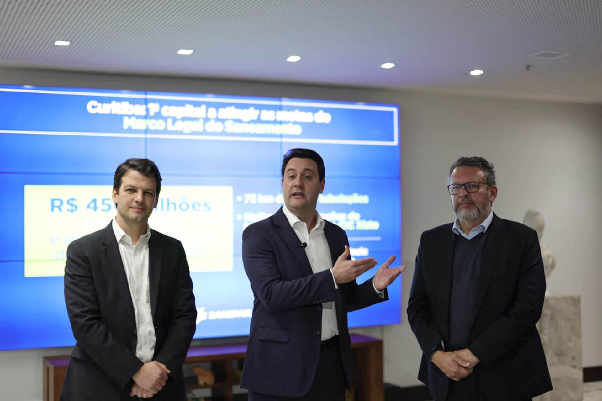 Governador anuncia R$ 456 milhões de investimentos da Sanepar para Curitiba