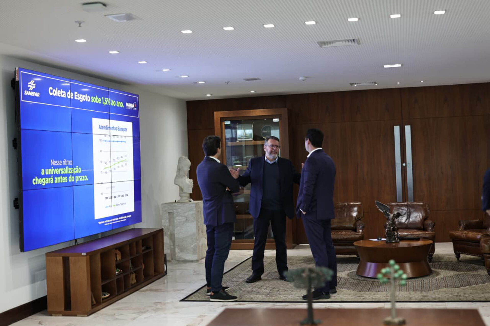 Governador anuncia R$ 456 milhões de investimentos da Sanepar para Curitiba