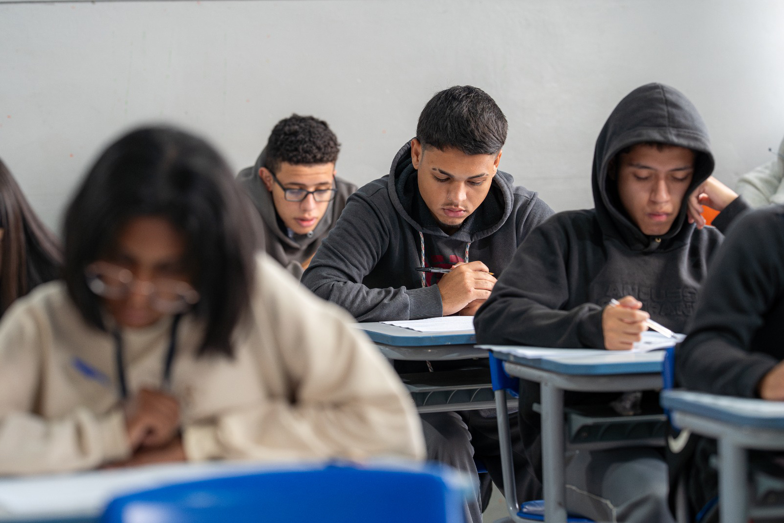 Educação aplica Prova Paraná a mais de 1 milhão de estudantes da rede pública