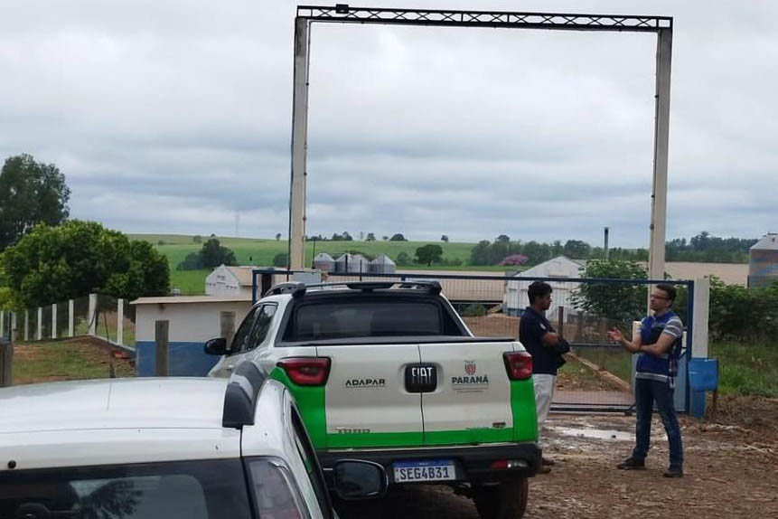 Adapar promove força-tarefa para garantir biosseguridade em estabelecimentos avícolas