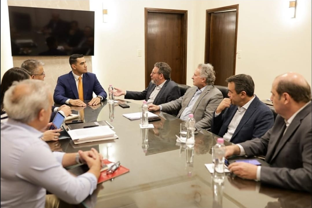 Internacionalização da Sanepar pode começar com expansão da parceria com o Paraguai