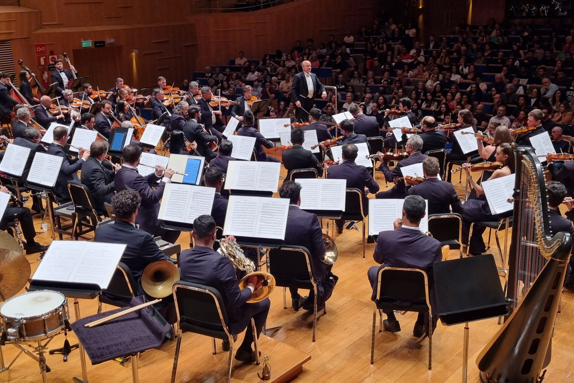 Orquestra Sinfônica do Paraná reúne mil pessoas em concerto inédito em Belo Horizonte
