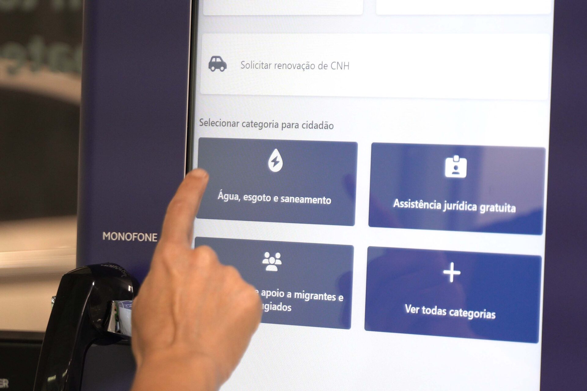Sanepar amplia canal de atendimento com oferta também no Poupatempo Paraná