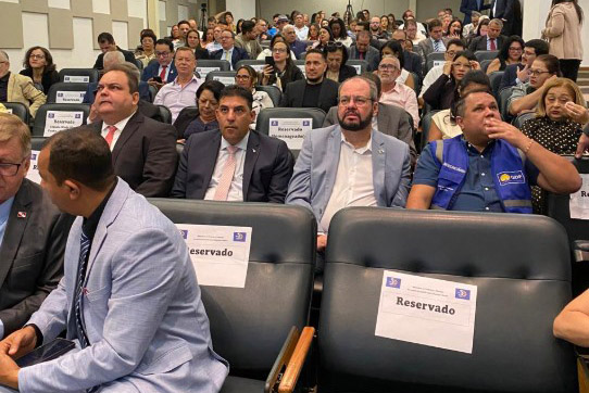 Paraná é destaque na celebração de 50 anos do SINE em Brasília