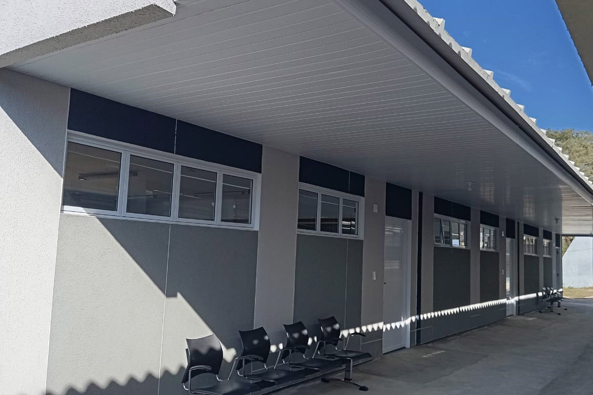 Modernas e sustentáveis: Governo já substituiu 63% das salas de aula de madeira