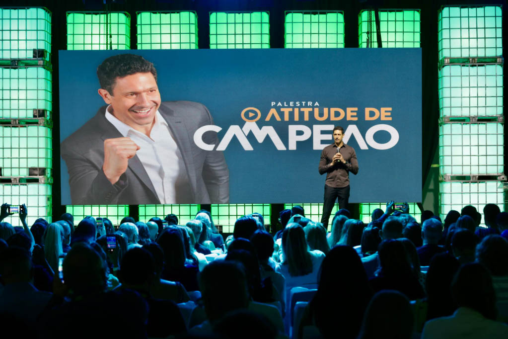 Congresso empresarial movimenta serviços e turismo do Paraná em Foz do Iguaçu