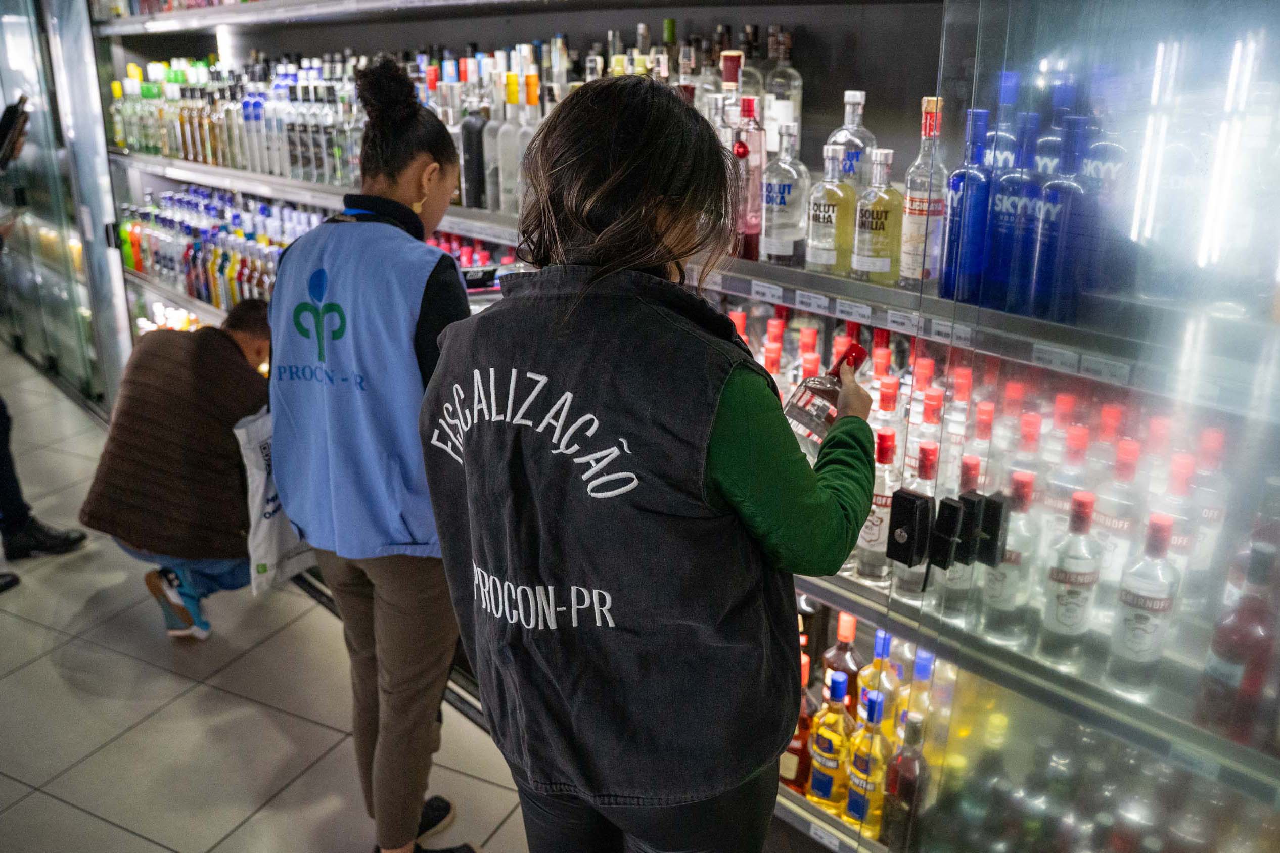 Estado intensifica fiscalizações em estabelecimentos que comercializam bebidas