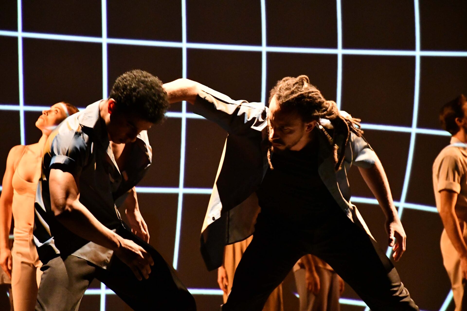 Balé Teatro Guaíra inspira novas gerações em apresentações em Ibiporã