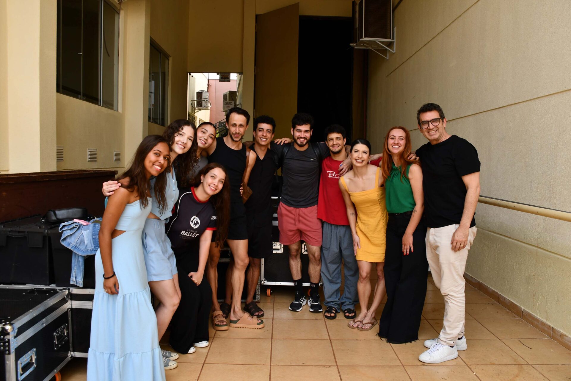 Balé Teatro Guaíra inspira novas gerações em apresentações em Ibiporã