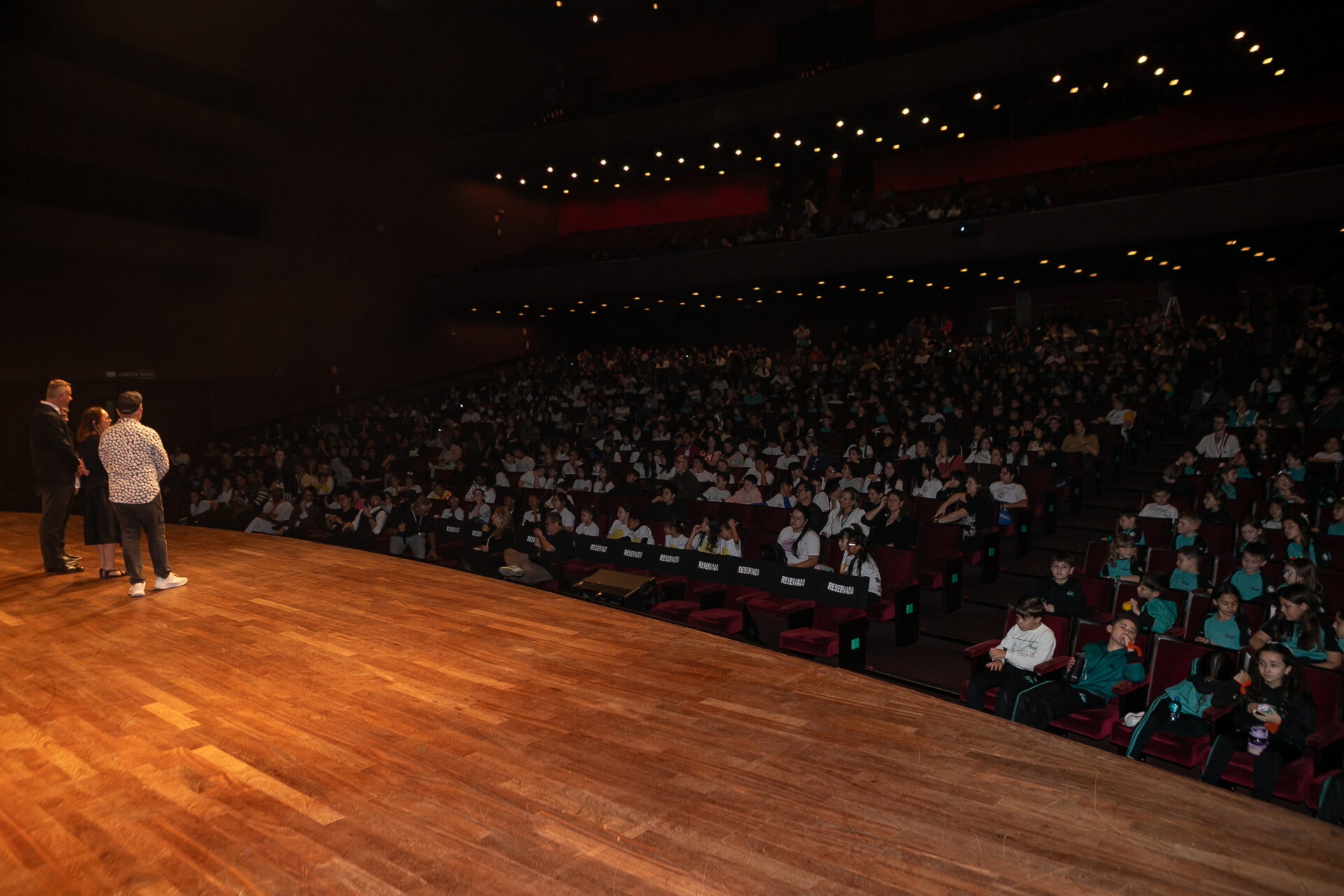 Reforma concluída: telhado do Teatro Guaíra ganha primeira revitalização em 50 anos
