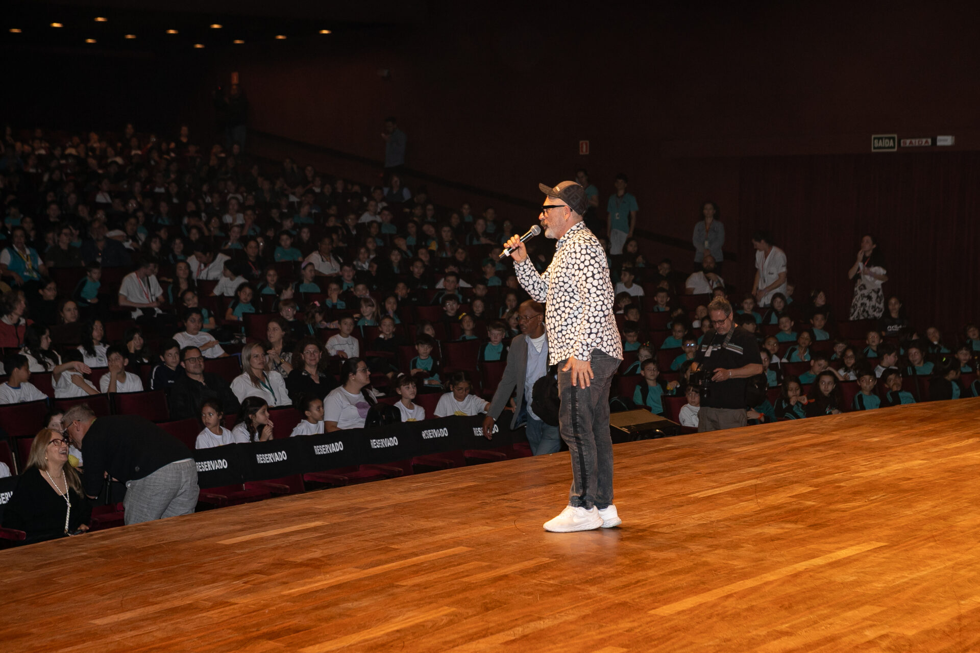 Reforma concluída: telhado do Teatro Guaíra ganha primeira revitalização em 50 anos