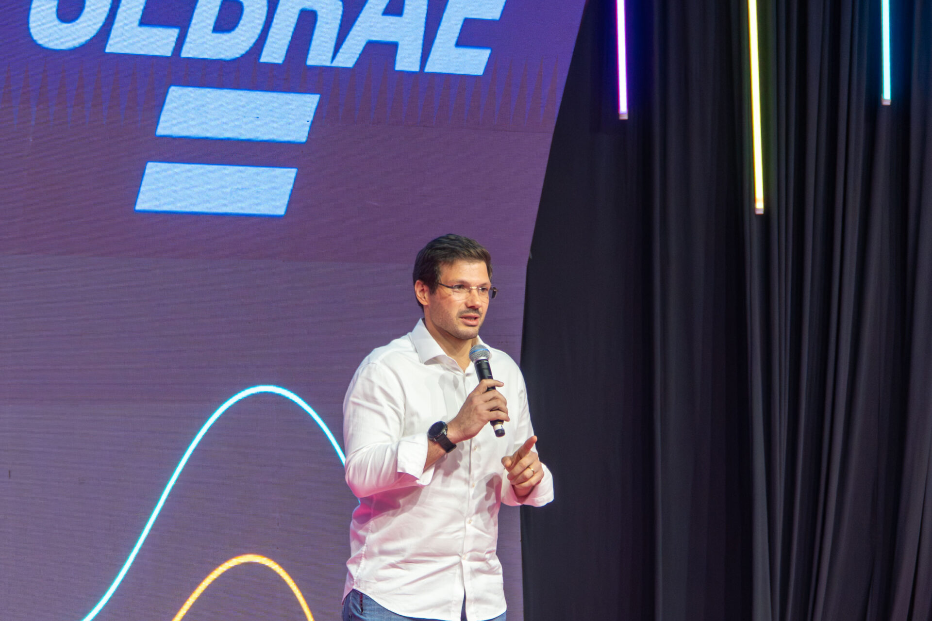 Governador apresenta avanços econômicos do Paraná a empresários de Londrina