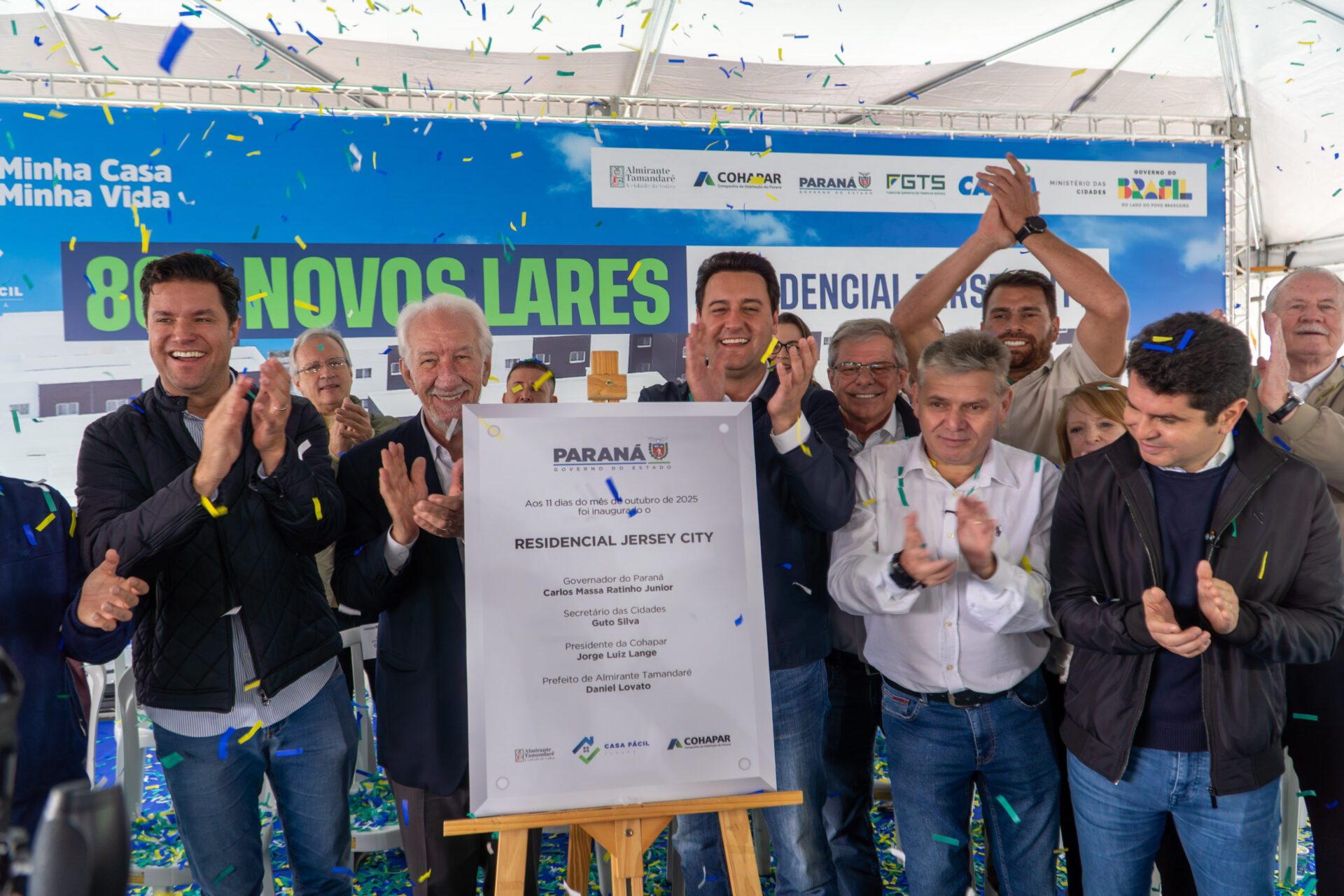 Governador inaugura condomínio clube com 846 apartamentos em Almirante Tamandaré