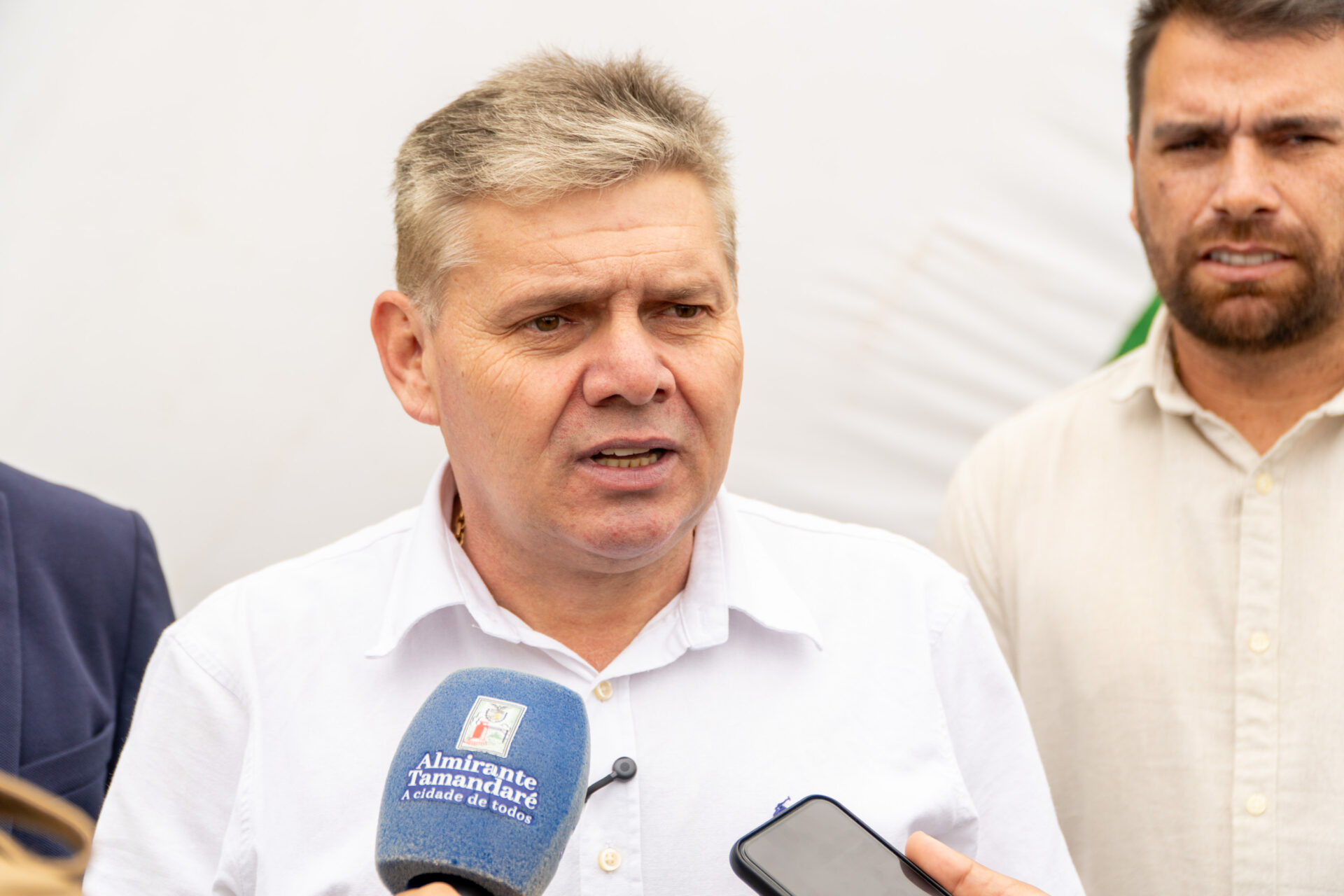 Governador inaugura condomínio clube com 846 apartamentos em Almirante Tamandaré