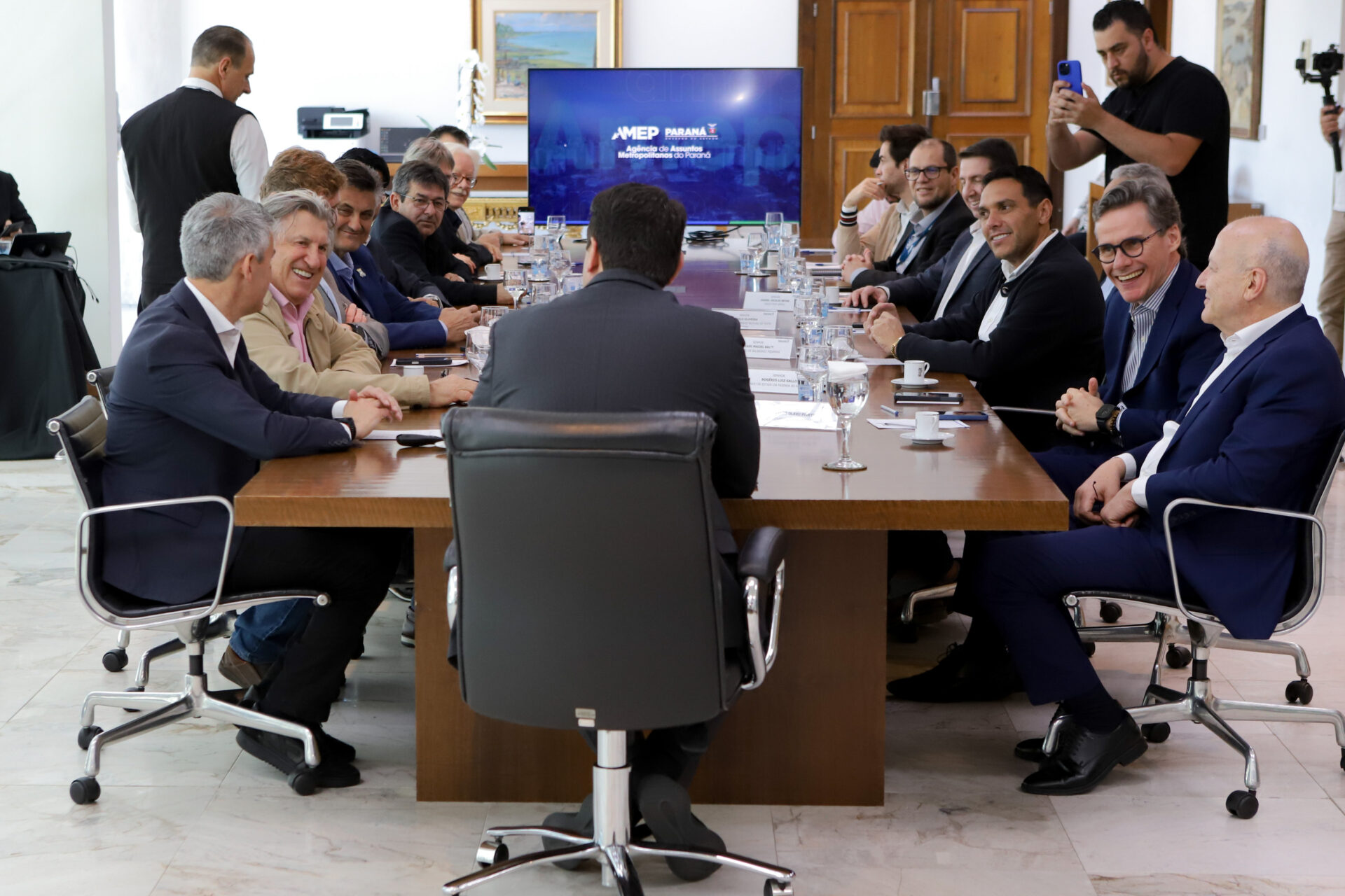 Governador recebe comitiva de prefeitos de Santa Catarina interessada no BUD