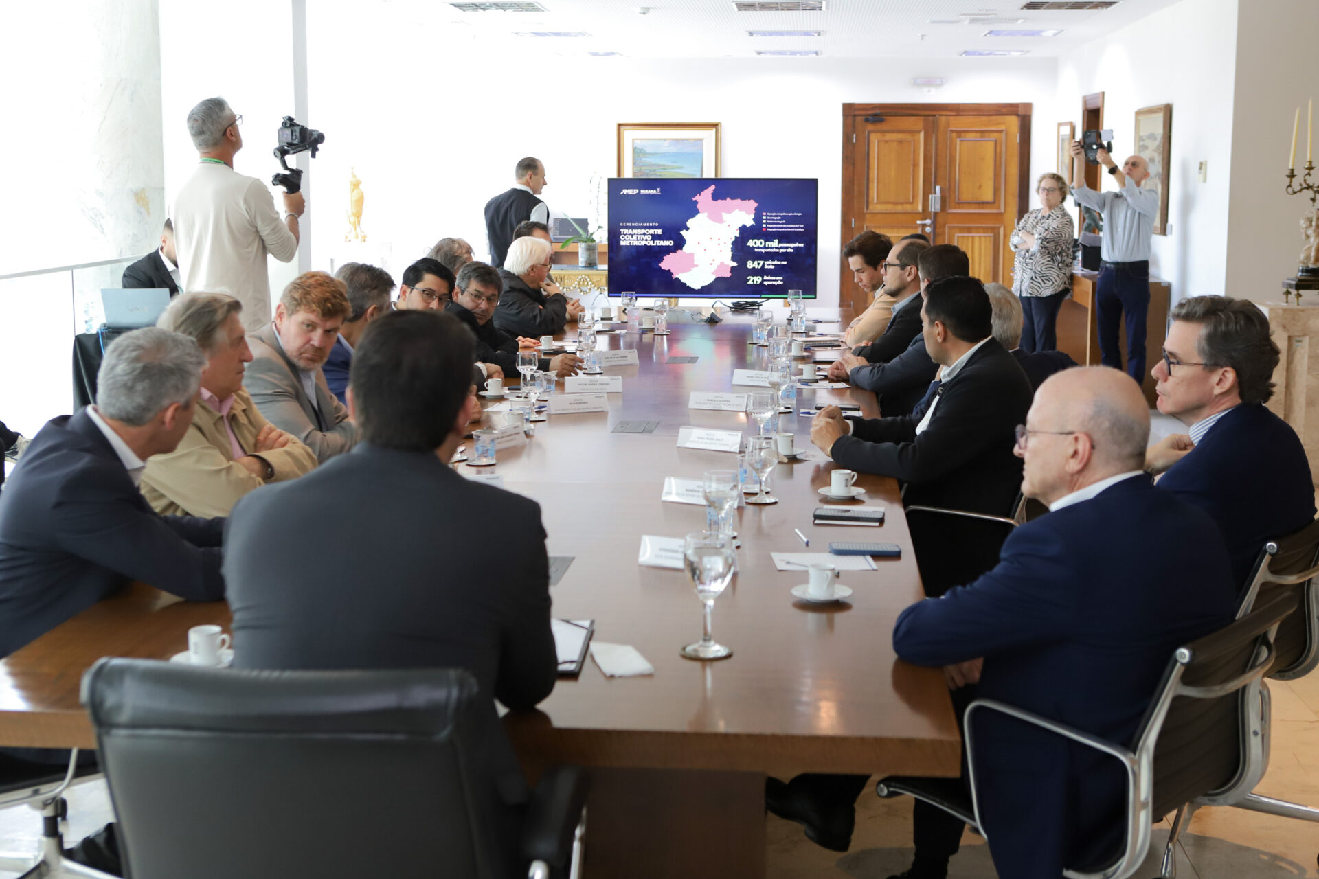 Governador recebe comitiva de prefeitos de Santa Catarina interessada no BUD