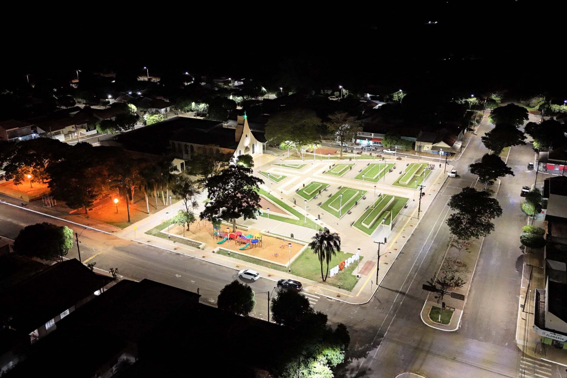 Governo abre licitação de R$ 245 milhões para instalar luminárias em LED nos municípios
