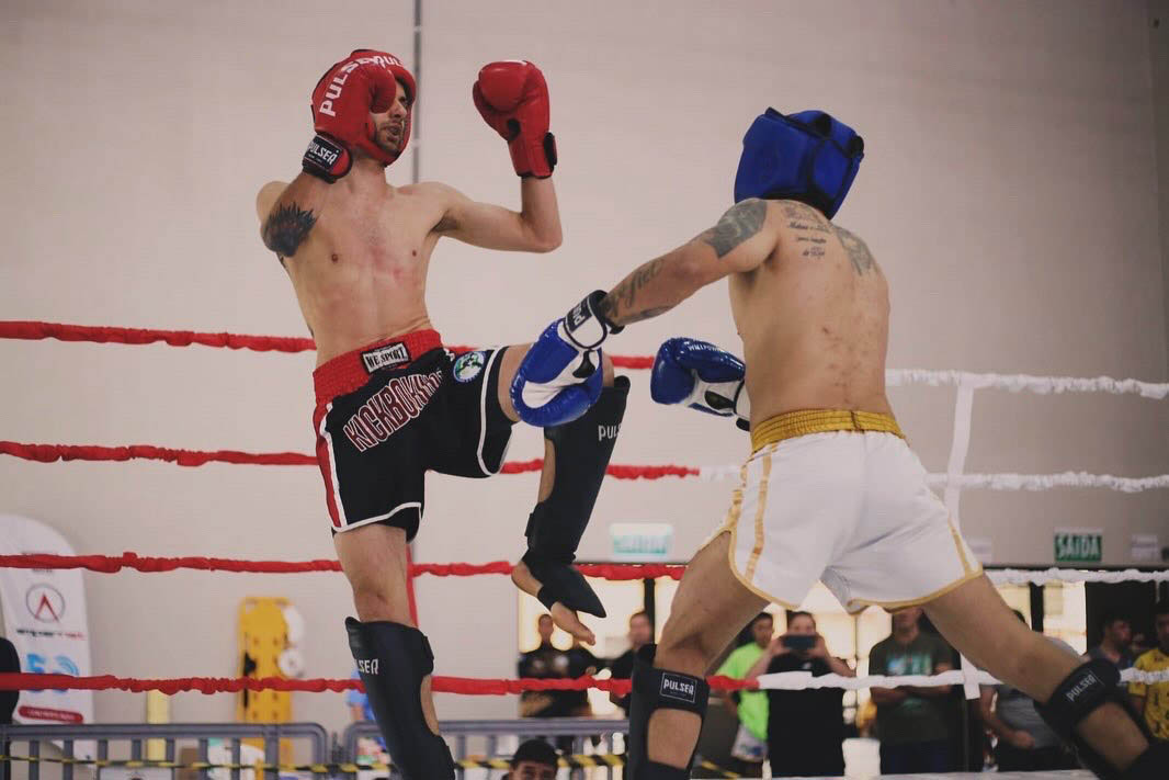 Kickboxing, judô, boxe e muito mais: Paraná Combate reúne 3,5 mil participantes em Maringá