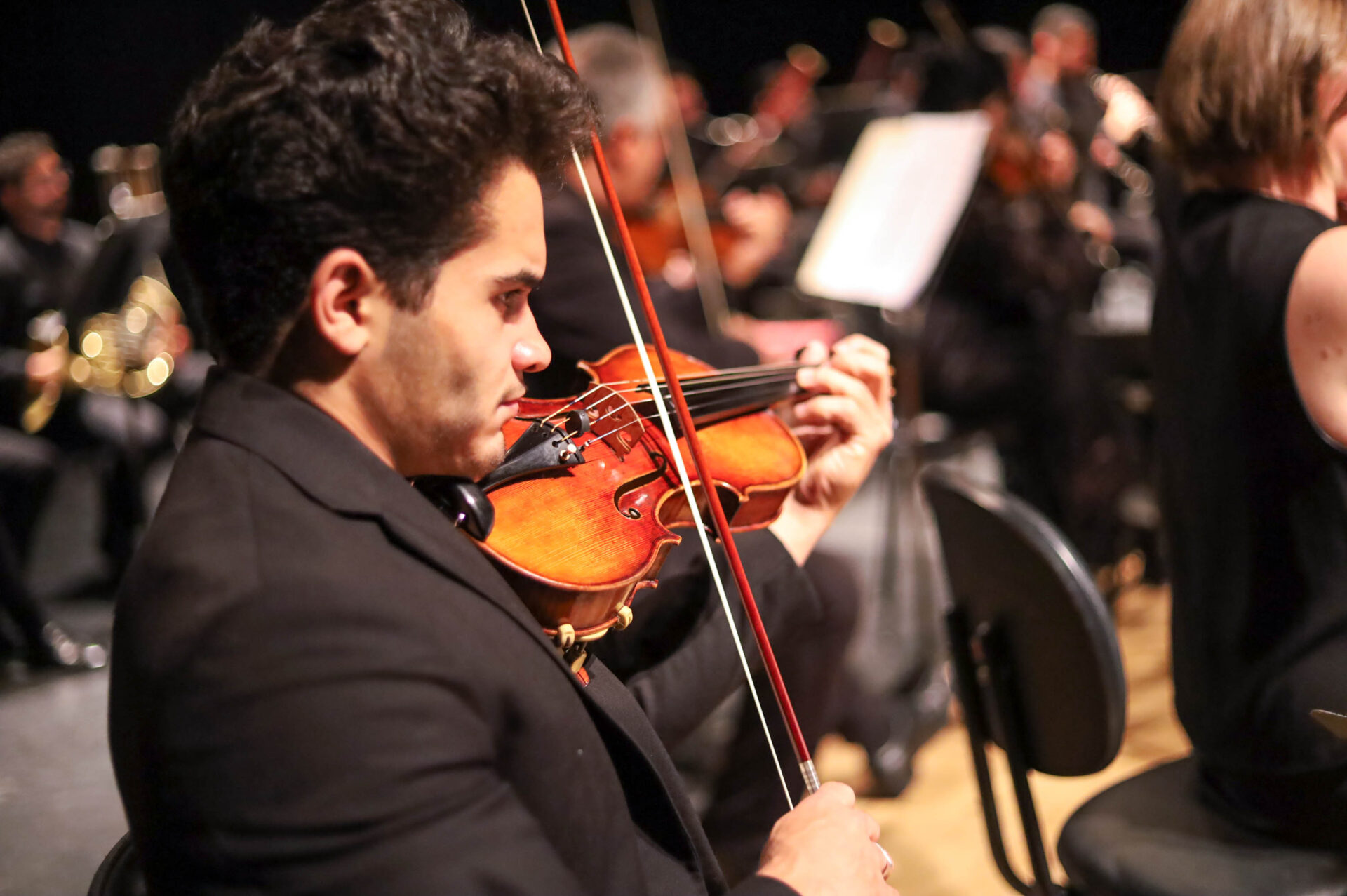 Orquestra Sinfônica do Paraná abre o Festival de Música de Maringá e encanta o público