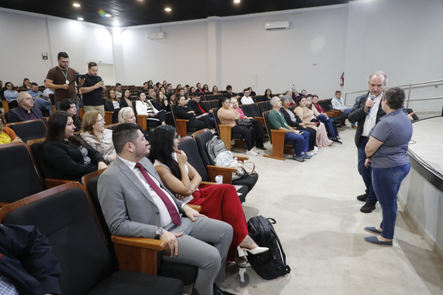 OUVIDORIA | Prefeitura lança aplicativo de serviços e moderniza atendimentos à população