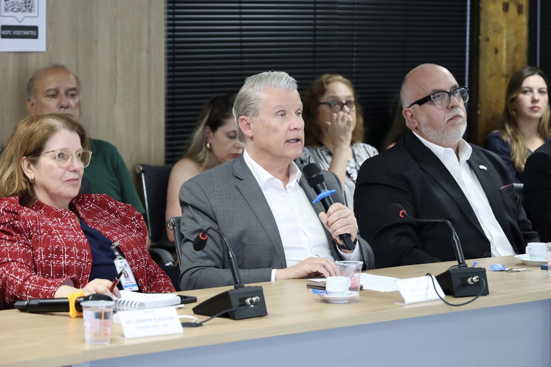 Estado recebe missão do Banco Mundial e apresenta avanços do projeto Paraná Eficiente