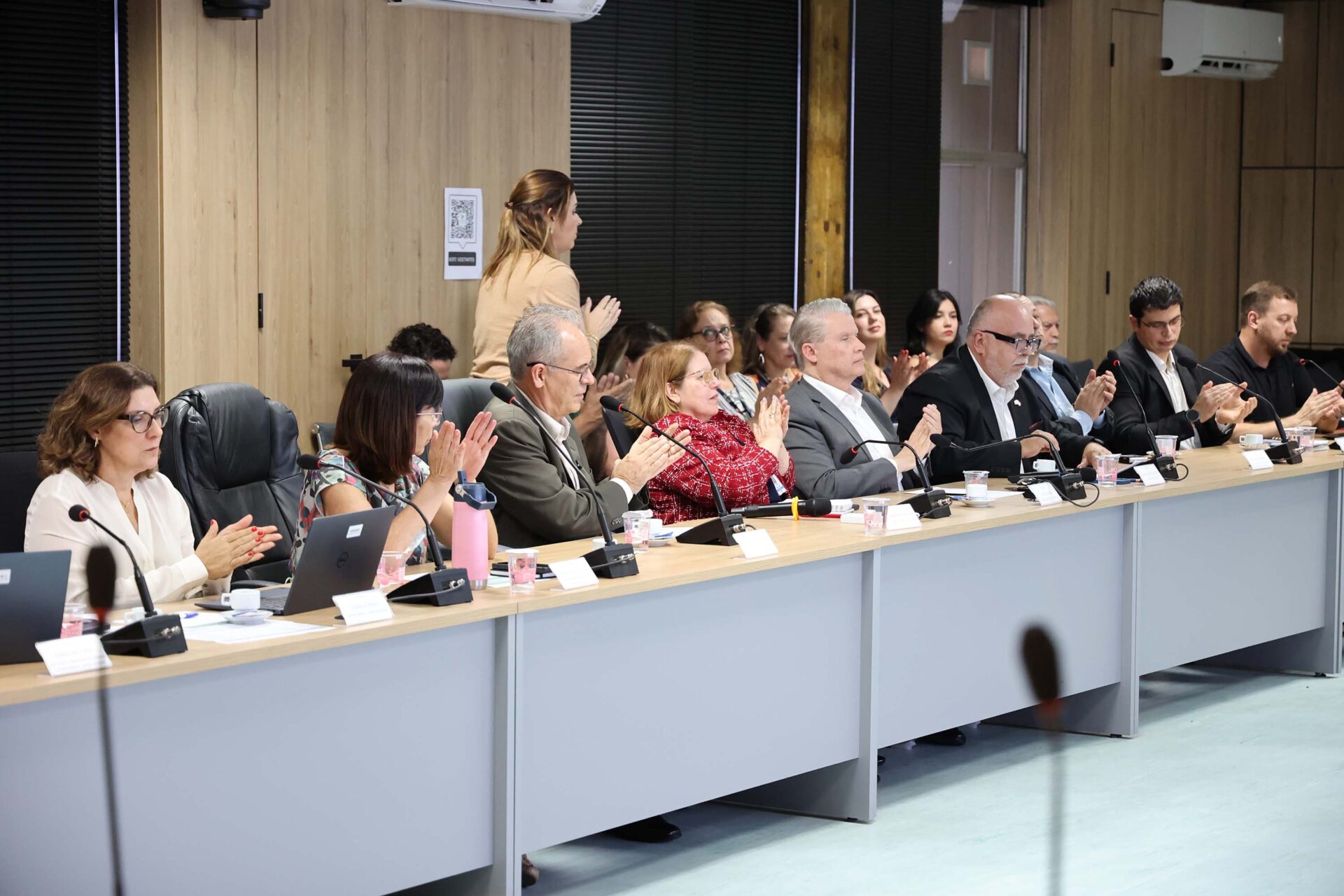 Estado recebe missão do Banco Mundial e apresenta avanços do projeto Paraná Eficiente