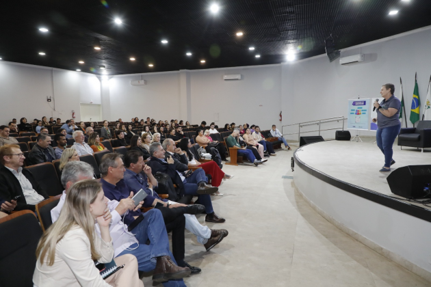 OUVIDORIA | Prefeitura lança aplicativo de serviços e moderniza atendimentos à população