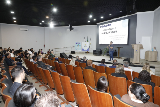 OUVIDORIA | Prefeitura lança aplicativo de serviços e moderniza atendimentos à população